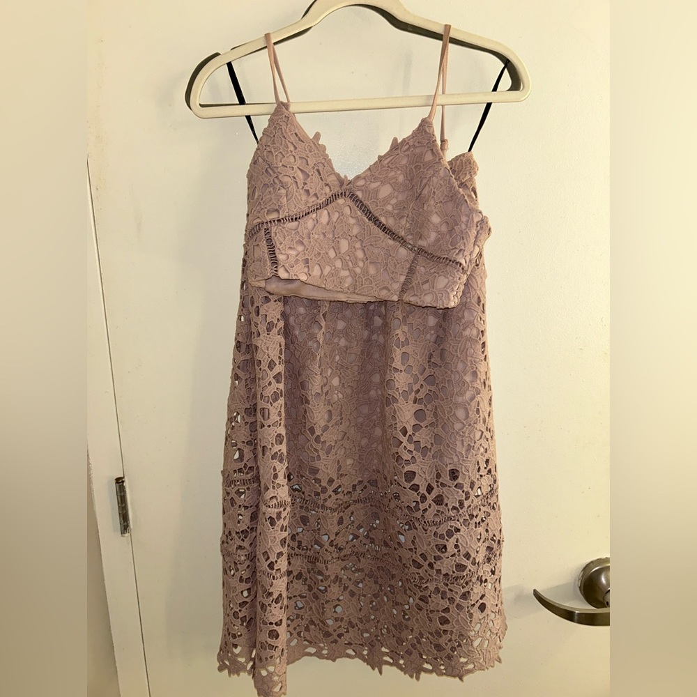 Missguided Lace Skirt Set in Dusty Pink